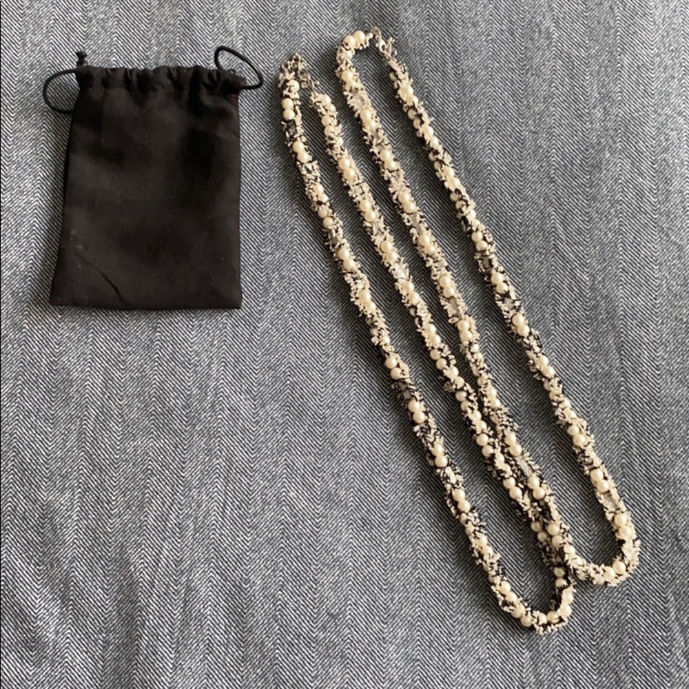 5/$25 Ann Taylor Necklaces (2)